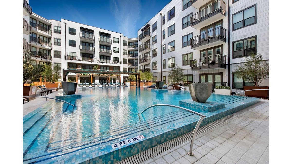 Novel Midtown Tampa apartments in Tampa FL