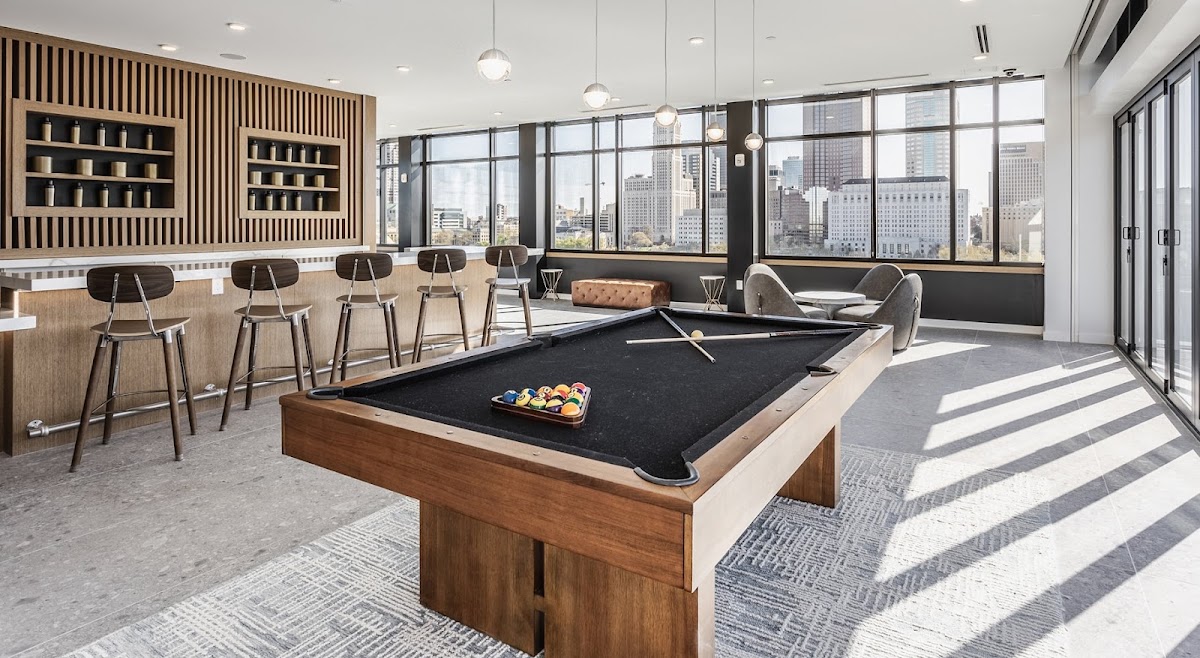 ONE at The Peninsula apartments in Columbus OH