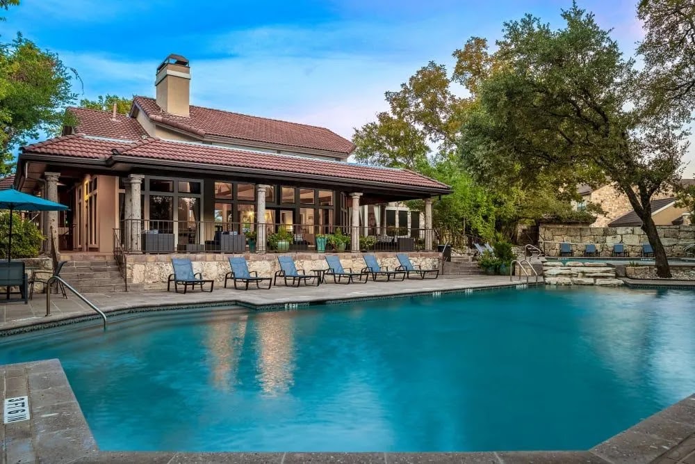 Marquis at Caprock Canyon apartments in Austin TX