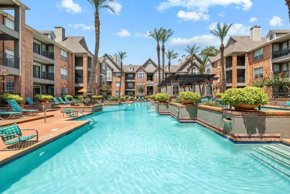 Marquis on Pin Oak apartments in Houston TX