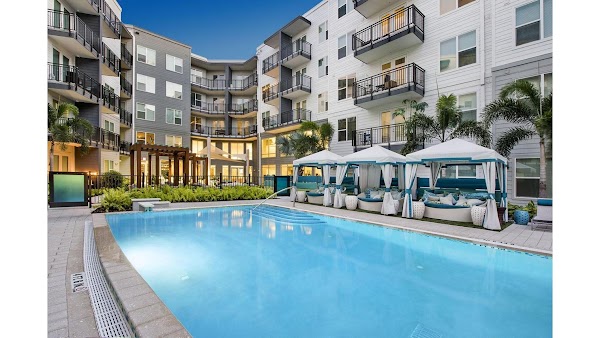 Anchor Riverwalk apartments in Tampa FL