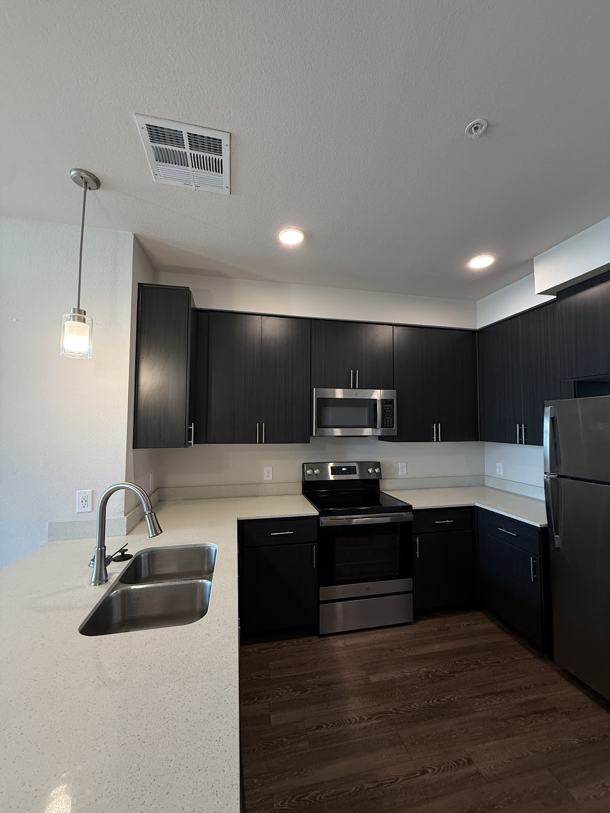 NOVO Broadway Apartments apartments in Phoenix AZ