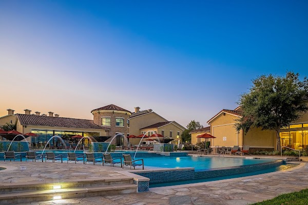 Marquis at the Reserve apartments in Houston