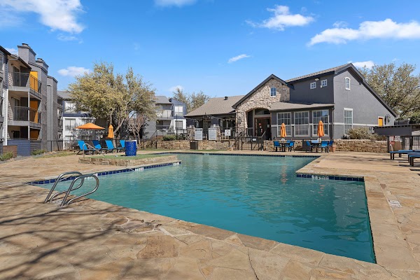 District 2308 apartments in Arlington TX