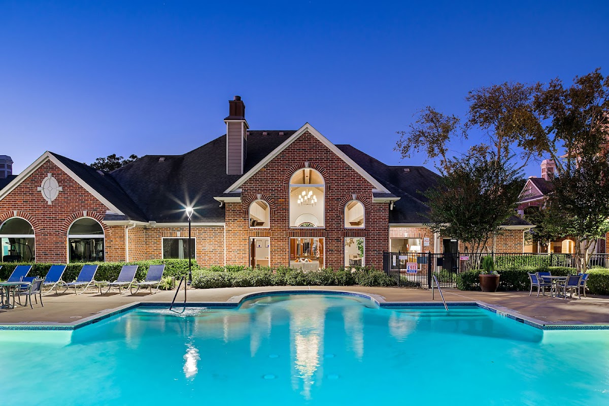 Marquis on Park Row apartments in Houston TX