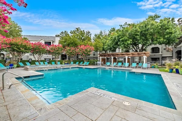 Marquis at Stonegate apartments in Fort Worth TX