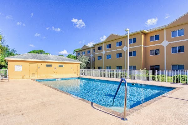 Villa Seton apartments in Port ST Lucie FL