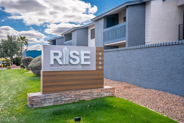 Rise North Ridge apartments in Glendale AZ