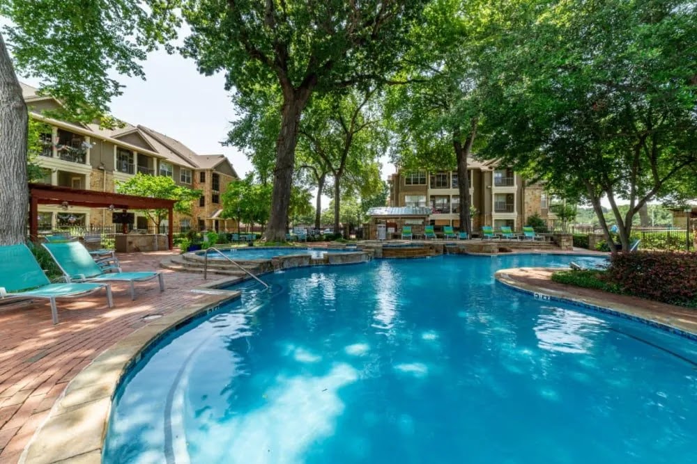 Marquis at Bellaire Ranch apartments in Dallas TX