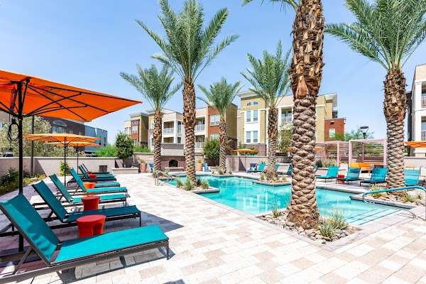 Town Commons apartments in Gilbert AZ