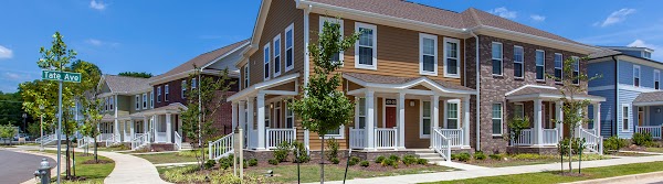 Cleaborn Pointe at Heritage Landing apartments in Memphis TN