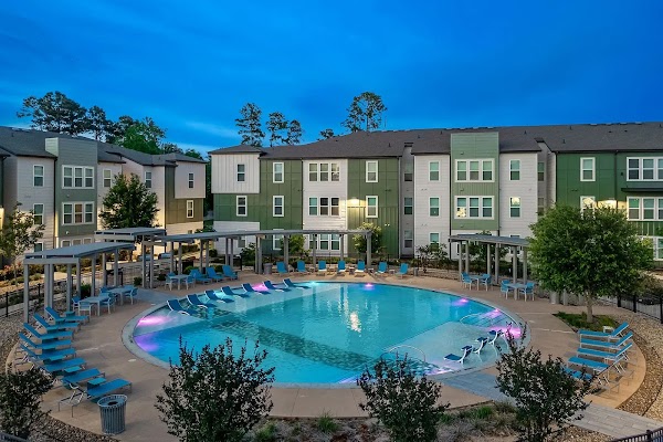 The Heights apartments in Huntsville TX