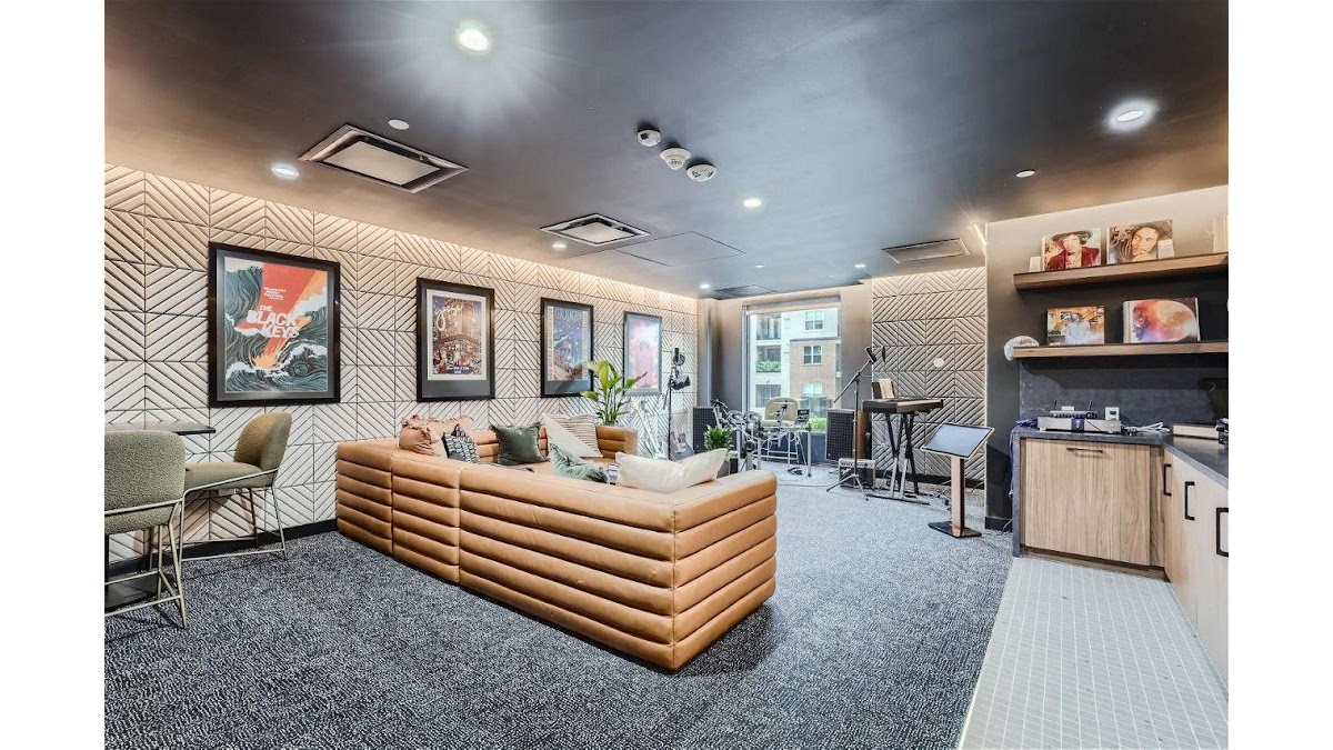 Skyline at Highlands apartments in Denver CO