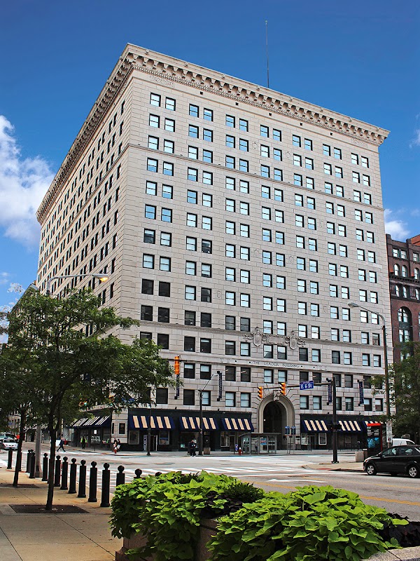 Residences at Leader apartments in Cleveland OH