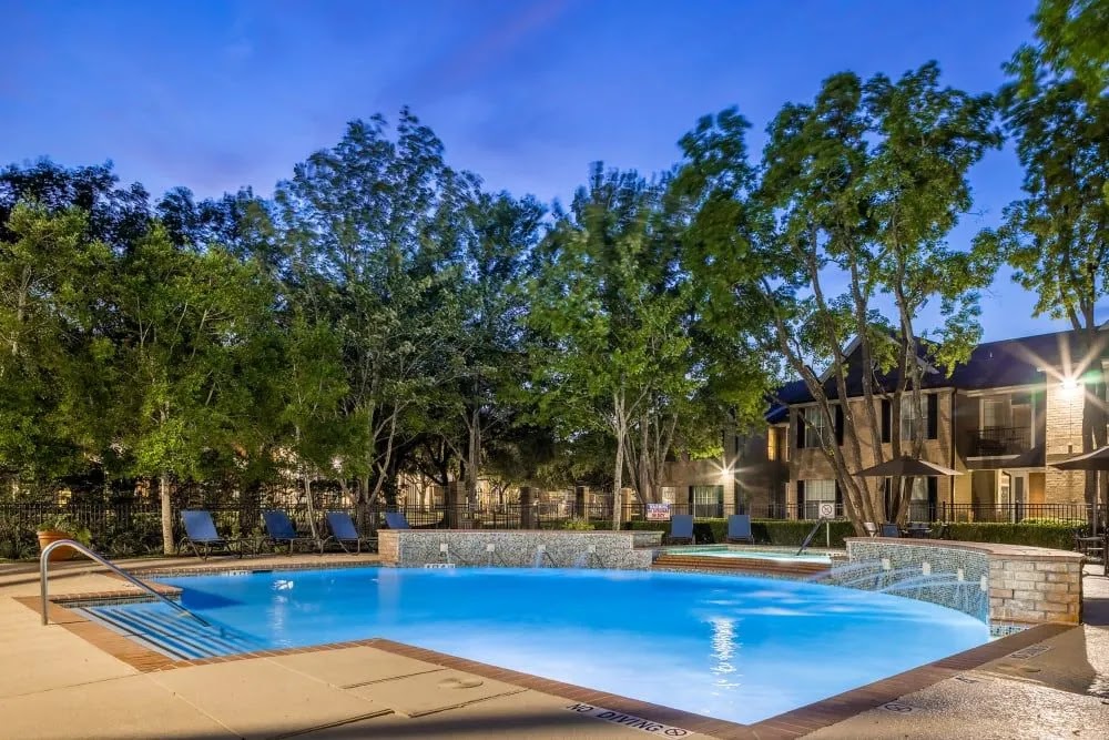 Marquis at Westchase apartments in Houston TX