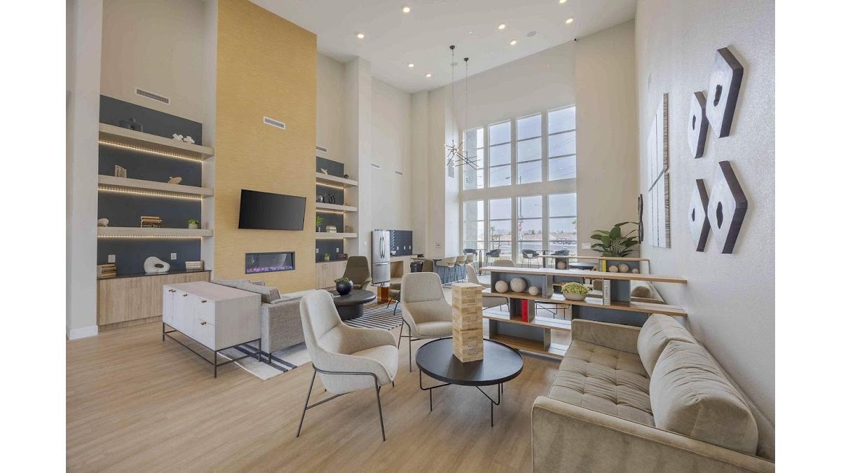 Ascend Symmetry at Cadence apartments in Henderson NV