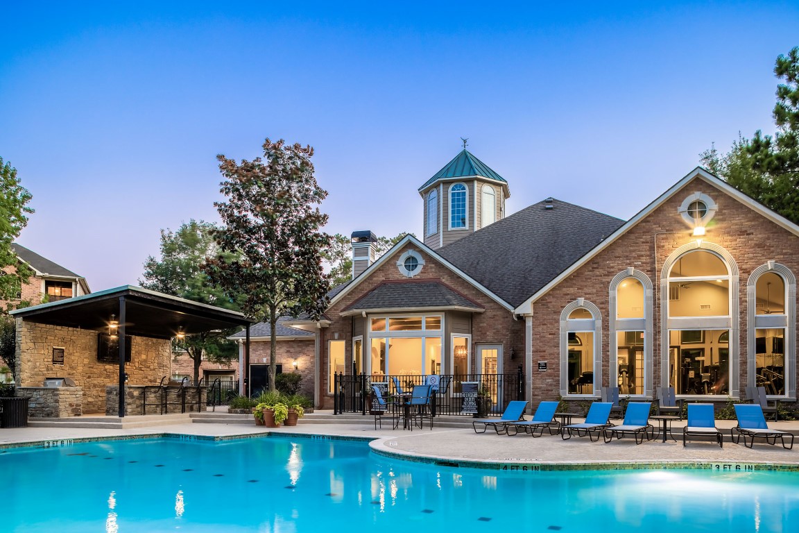 Marquis at Kingwood apartments in Kingwood TX