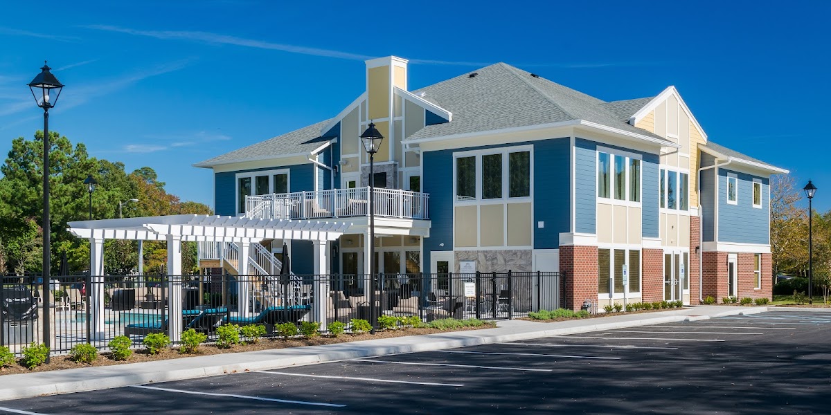 The Amber at Greenbrier apartments in Chesapeake VA