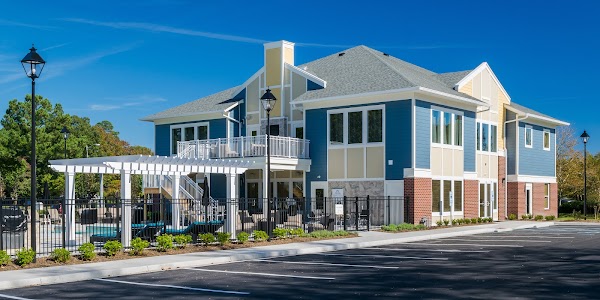 The Amber at Greenbrier apartments in Chesapeake VA