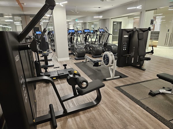 Avalon Clarendon apartments in Arlington VA