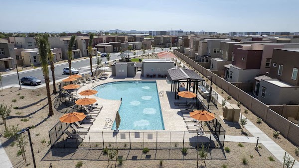 Summerwell Peoria Place apartments in Glendale AZ