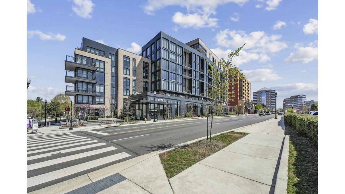 Fitzroy apartments in Arlington VA