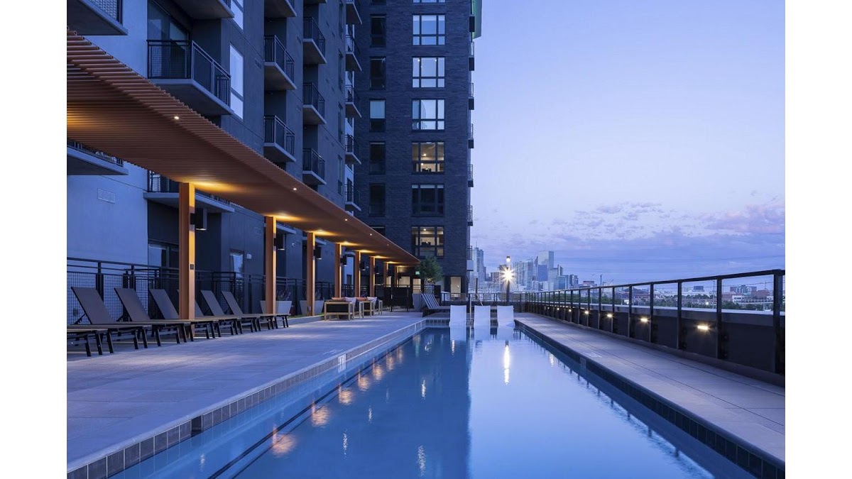 1919 Mile High apartments in Denver CO