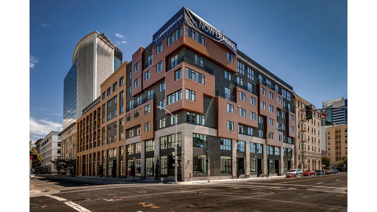 Lantana Uptown apartments in Oakland CA