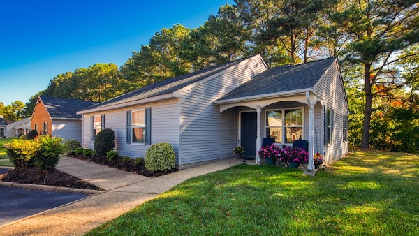 Dam Neck Square Apartments apartments in Virginia Beach VA
