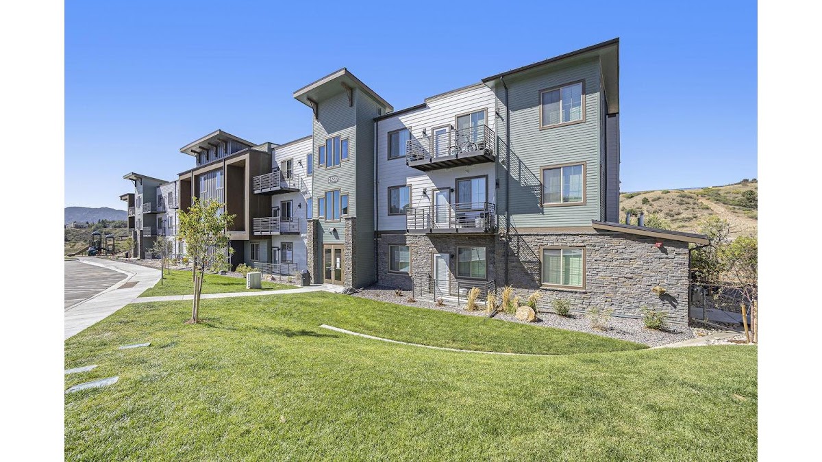 The Preserve at Mesa Creek apartments in Colorado Springs CO