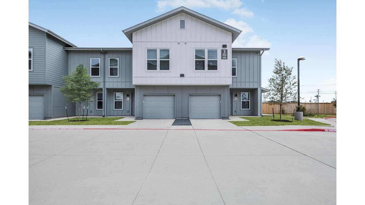 Alta Westinghouse Townhomes apartments in Georgetown, TX