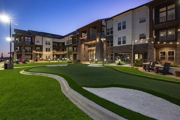 Fitzroy Grove apartments in Rogers, AR