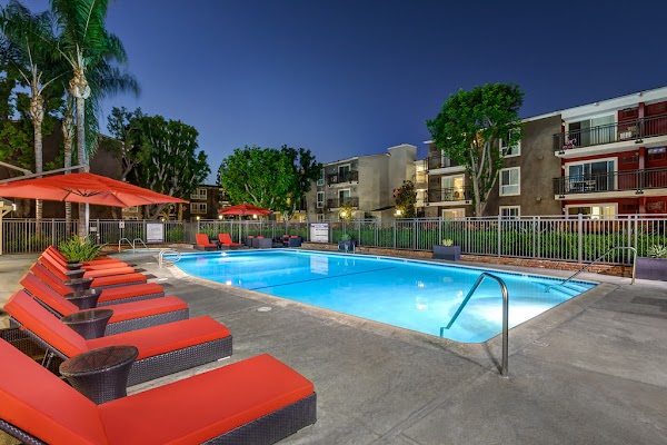 Hacienda at Camarillo Oaks apartments in Camarillo, CA