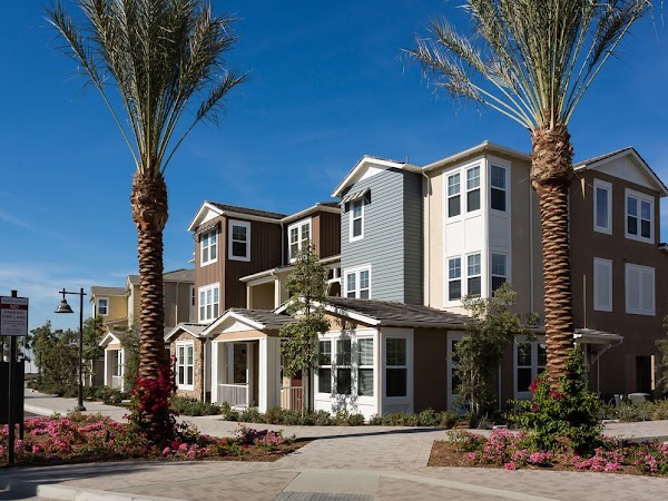 Avalon Baker Ranch apartments in Lake Forest, CA