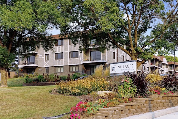 Villages on McKnight apartments in Woodbury, MN
