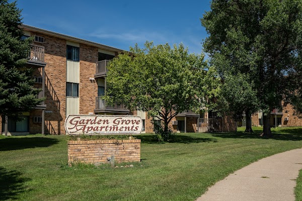 Garden Grove apartments in Bismarck, ND
