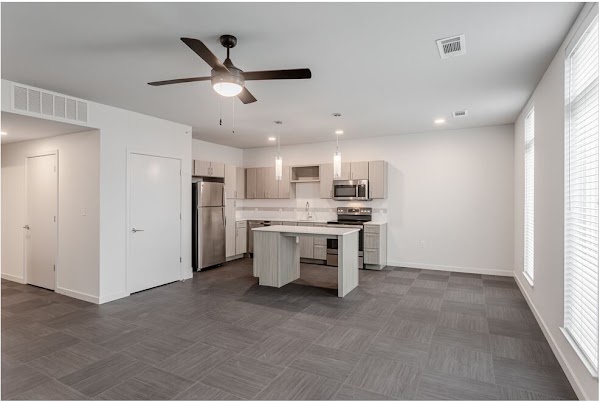 Pinnacle Heights apartments in Rogers, AR