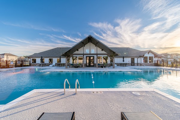 The Grove apartments in Rogers, AR