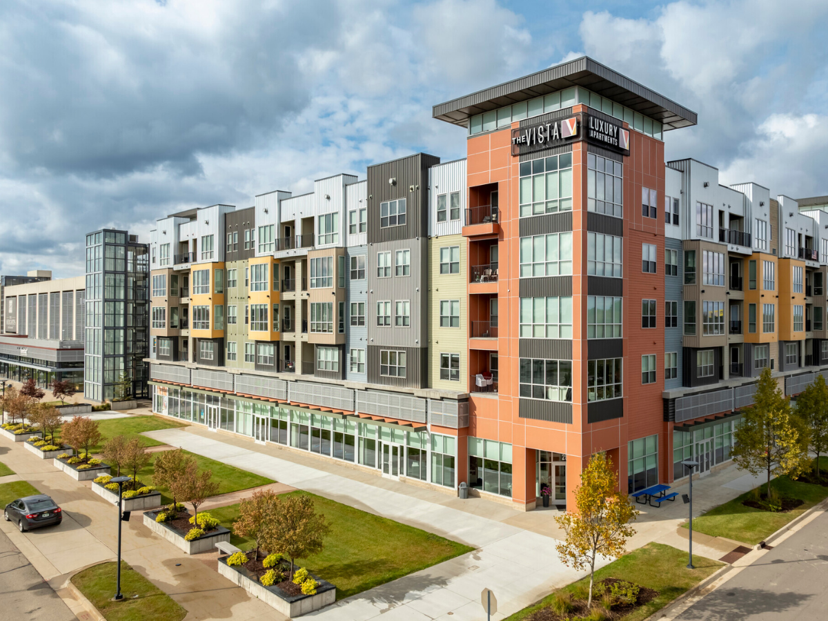 The Vista at the Heights apartments in Lansing MI