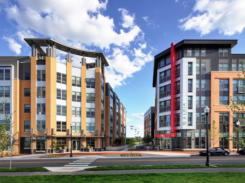 Avalon Potomac Yard apartments in Alexandria VA