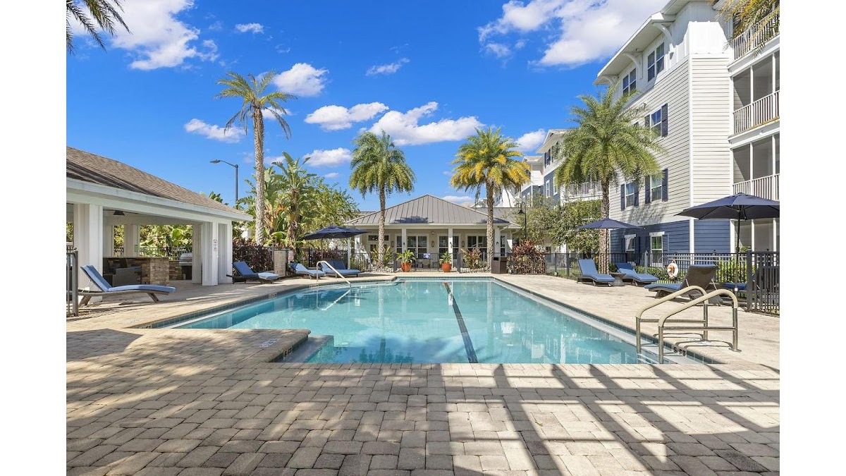 Album Monterey Pointe apartments in Kissimmee FL