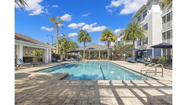Album Monterey Pointe apartments in Kissimmee FL