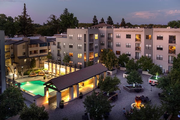 1801L apartments in Sacramento, CA
