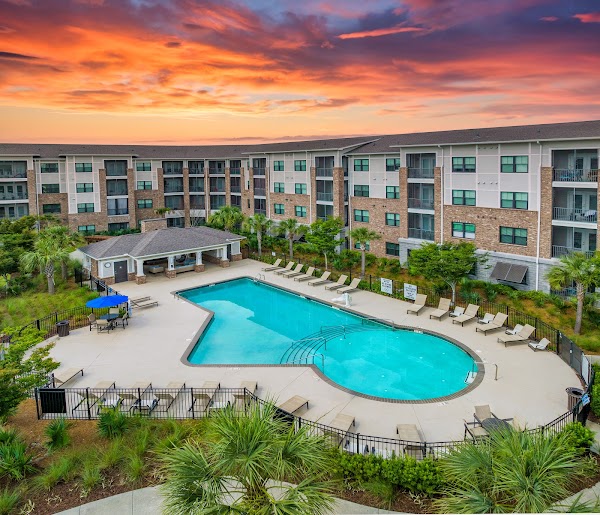 MAA 1201 Midtown apartments in Mount Pleasant, SC
