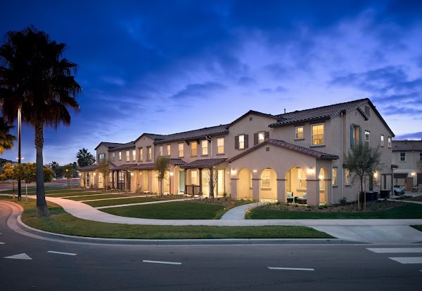 The Vines at Riverpark apartments in Oxnard CA