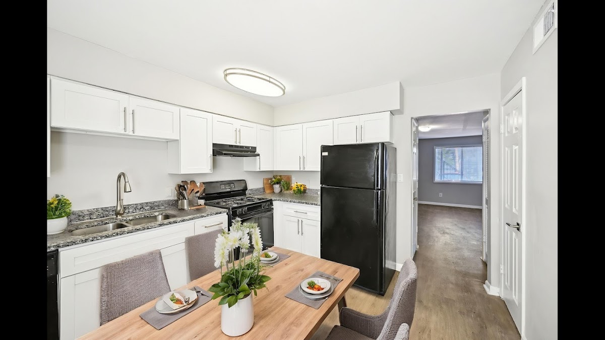 Amber Grove at Olley Creek Apartments apartments in Marietta GA