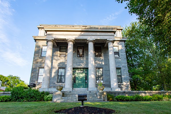 Grinnell Mansion apartments in New Bedford MA