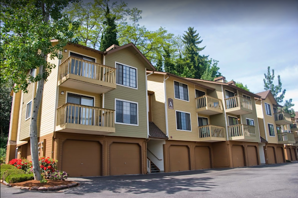 Foster Greens apartments in Renton WA
