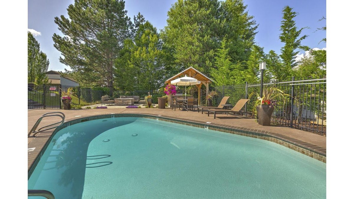 The Berkshire Apartment Homes apartments in Renton WA