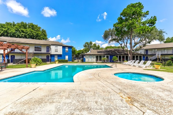 The Redford apartments in Pasadena TX